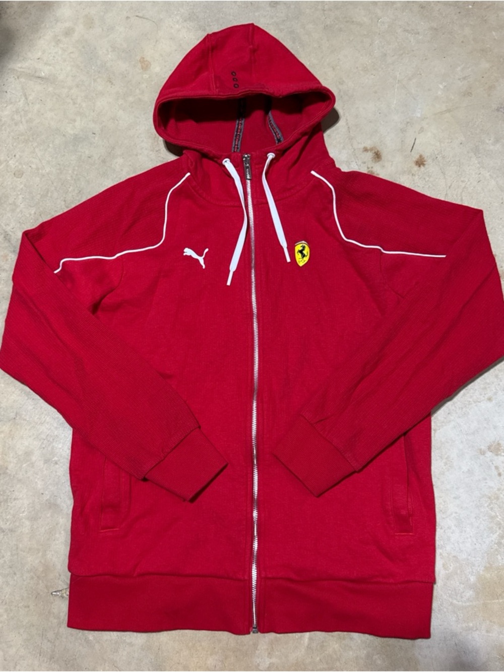 Puma Scuderia Ferrari Full Zip Red Racing Jacket Hooded Sweatshirt Mens Medium